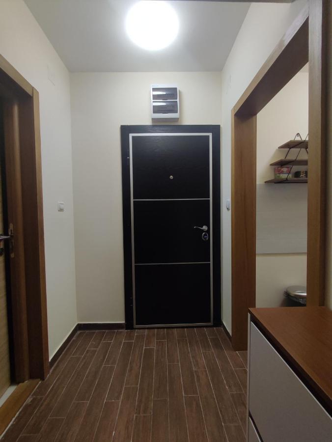 Suncani Apartman 36, Brzeće Buitenkant foto